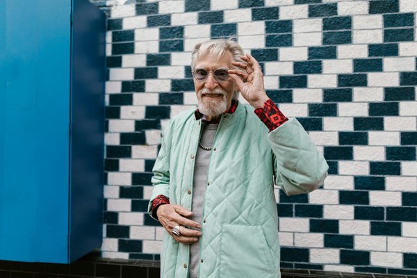 Produits naturels indispensables pour des cheveux bouclés